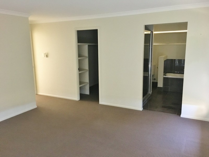 77-79 Rosella Parade, Kingaroy QLD 4610