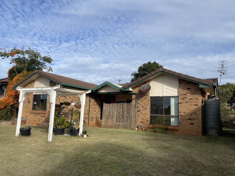 36 Murray Parade, Kingaroy QLD 4610