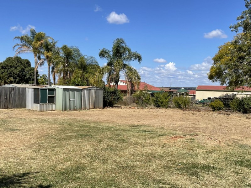54 Windsor Circle, Kingaroy QLD 4610