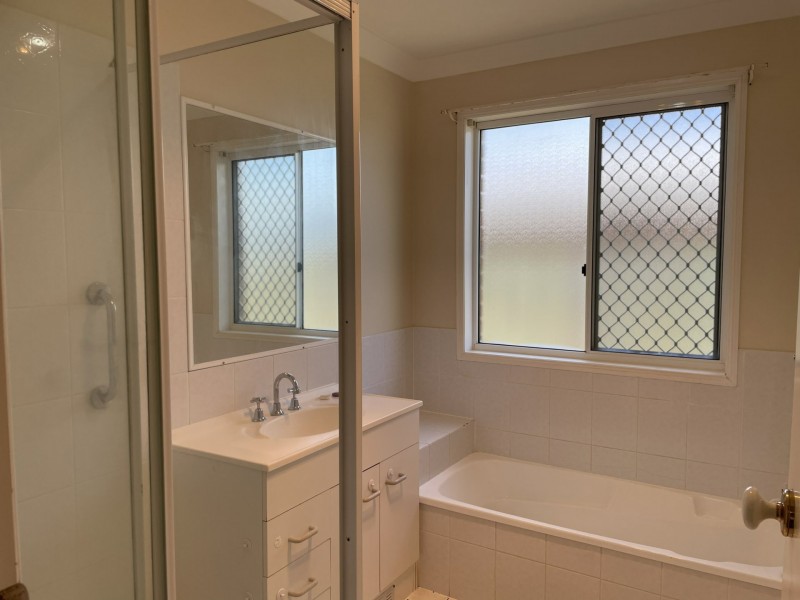 54 Windsor Circle, Kingaroy QLD 4610