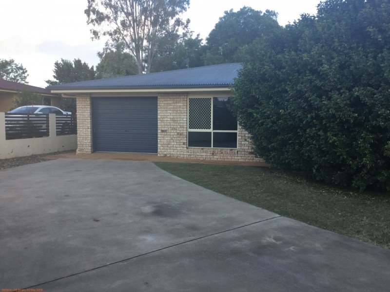 2/6 Summers Court, Kingaroy QLD 4610