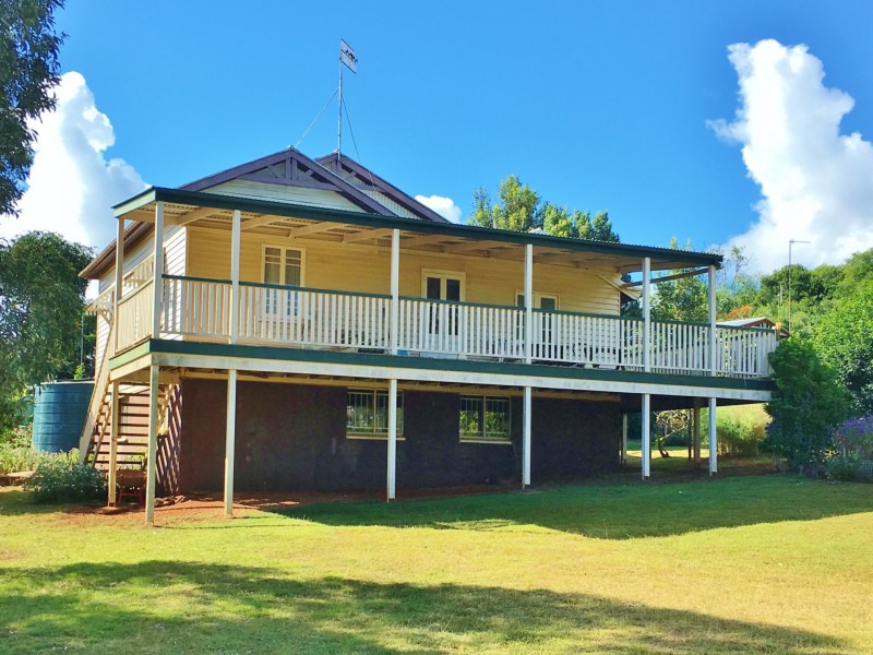 9 Uptons Road, Murgon QLD 4605