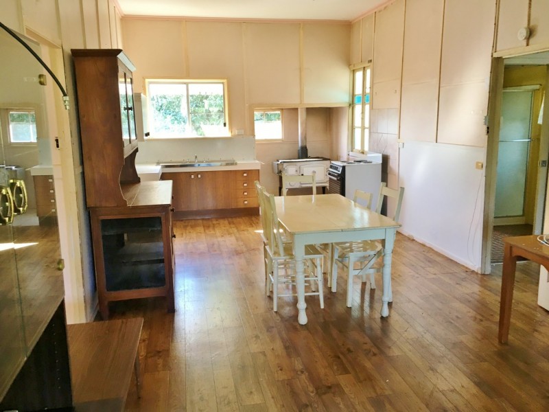9 Uptons Road, Murgon QLD 4605