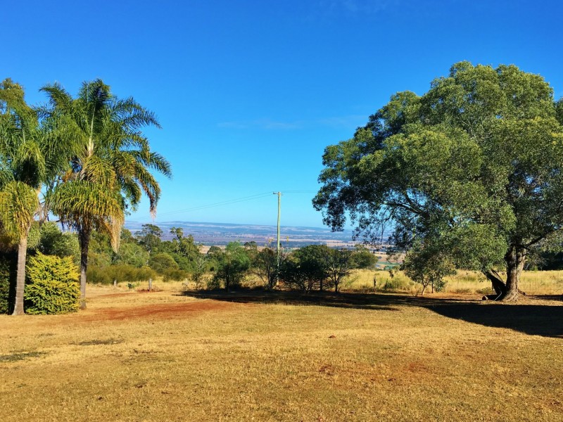 9 Uptons Road, Murgon QLD 4605