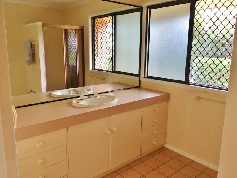 89 Fisher Street, Kingaroy QLD 4610