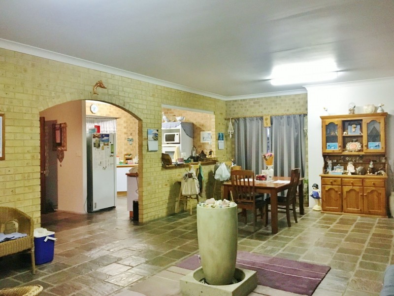 6 Jonelle Street, Kingaroy QLD 4610