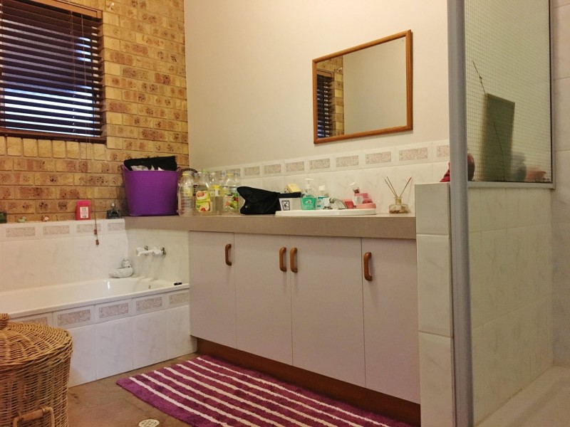 6 Jonelle Street, Kingaroy QLD 4610