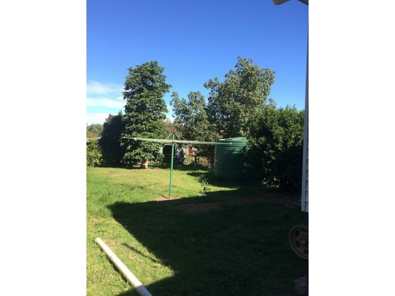 16 Phillips Street, Tingoora QLD 4608