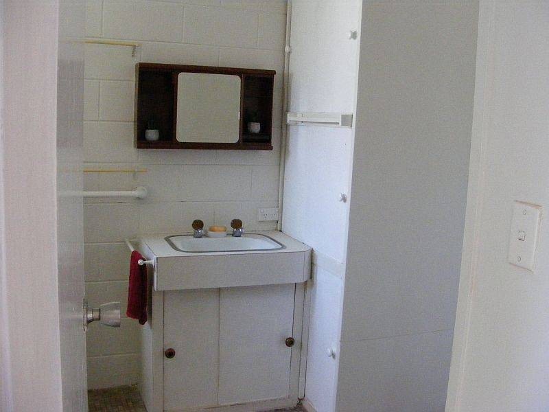 110 Baynes Street, Wondai QLD 4606