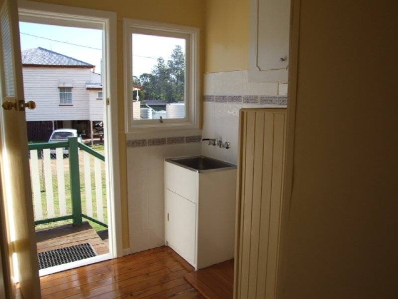 91 Pring Street, Wondai QLD 4606