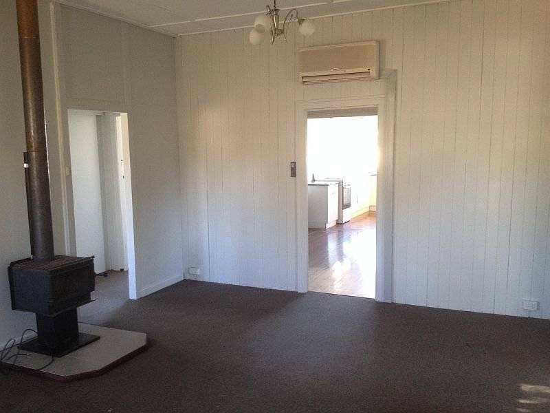 45 Edwards Street, Wondai QLD 4606