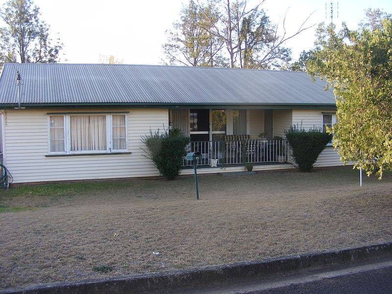11 Haly Street, Wondai QLD 4606