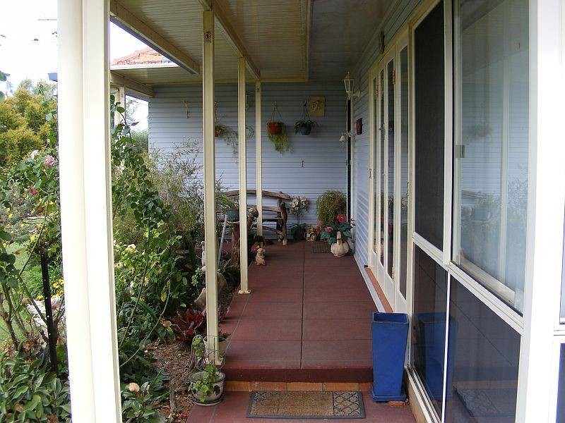 25 Cadell Street, Wondai QLD 4606