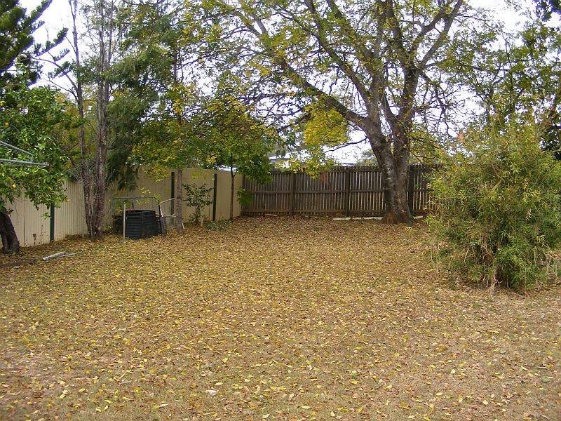 10 Baynes Street, Wondai QLD 4606