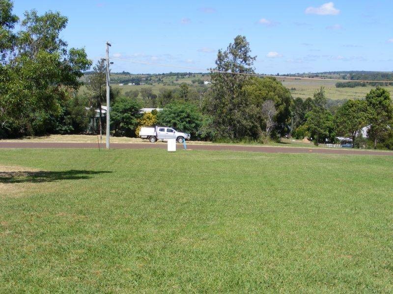 33 Magnussens Drive, Tingoora QLD 4608