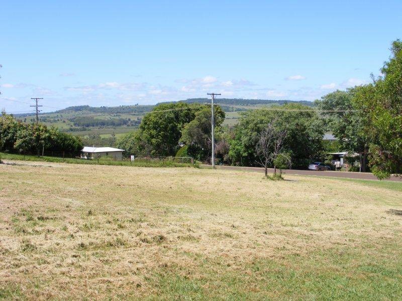 33 Magnussens Drive, Tingoora QLD 4608