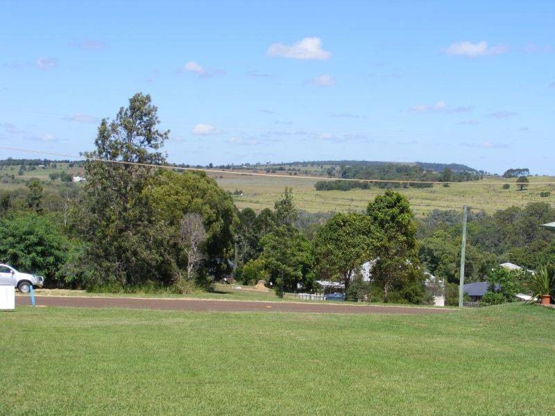 33 Magnussens Drive, Tingoora QLD 4608