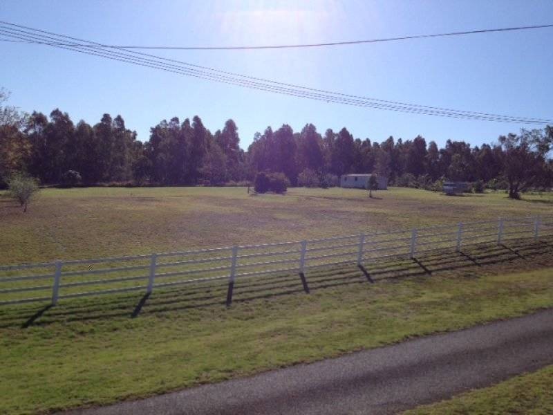 13 Hill Street, Tingoora QLD 4608