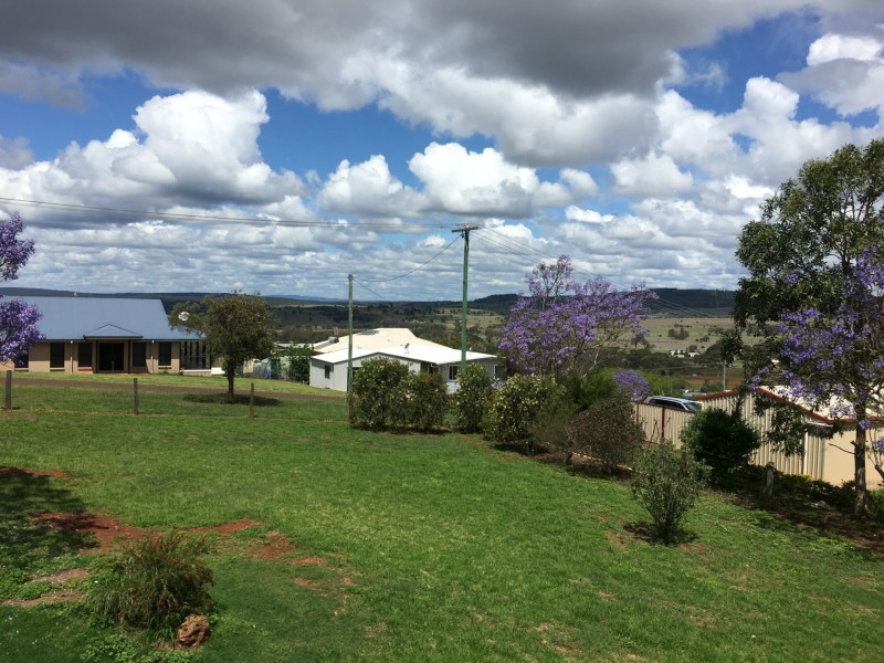 9 Meek Street, Tingoora QLD 4608