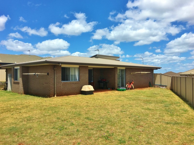 14 Casuarina Street, Kingaroy QLD 4610