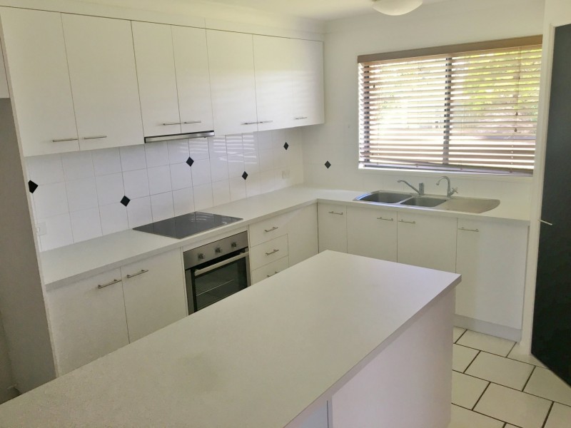 18 Olive Grove, Kingaroy QLD 4610