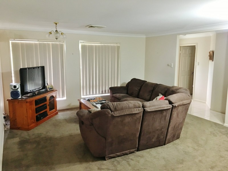 82 Moore Street, Kingaroy QLD 4610