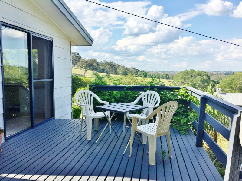 74 Hicken Way, Nanango QLD 4615