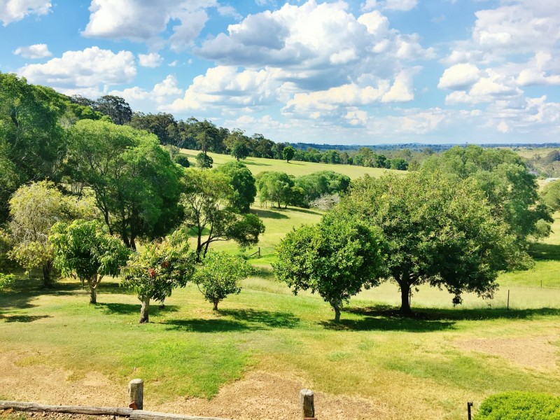 74 Hicken Way, Nanango QLD 4615