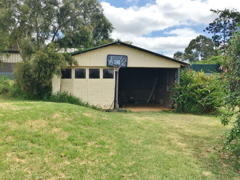 8 Hams Street, Tingoora QLD 4608