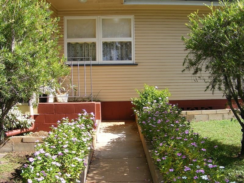 144 Mackenzie Street, Wondai QLD 4606