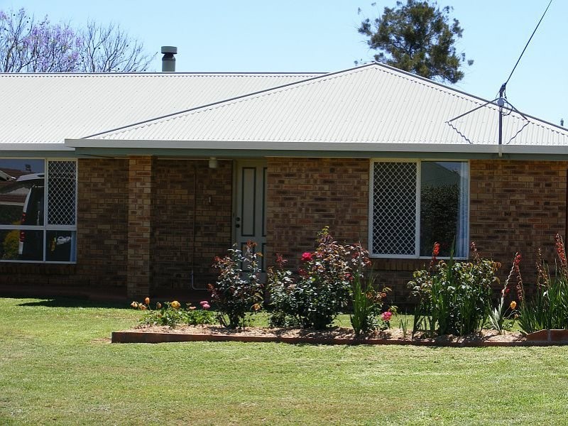 7 Wieden Street, Kingaroy QLD 4610