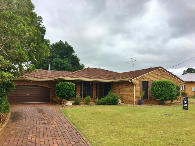 18 Coral Street, Kingaroy QLD 4610