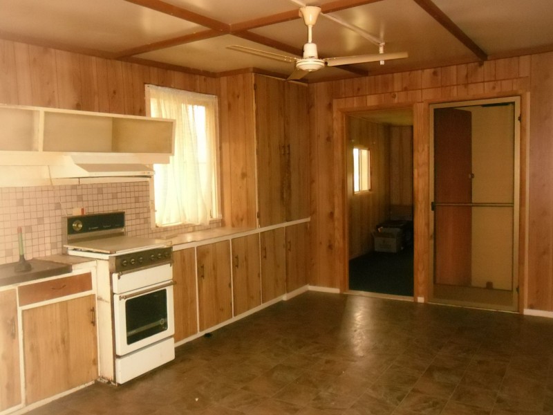 152 Mackenzie Street, Wondai QLD 4606