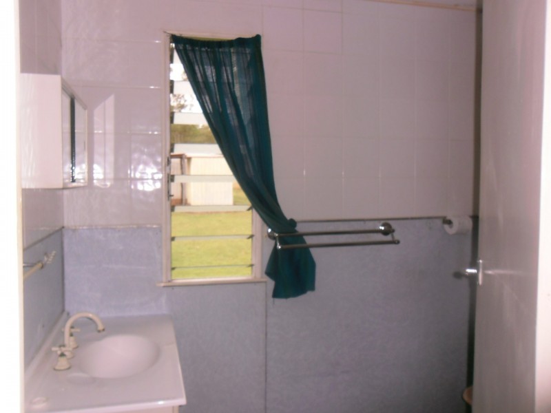 152 Mackenzie Street, Wondai QLD 4606