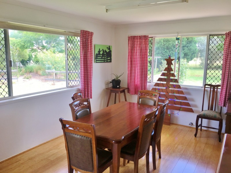 7 Taylors Road, Kingaroy QLD 4610