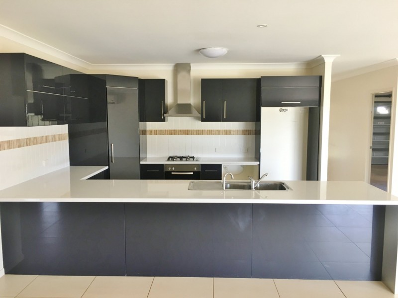 6-8 Peregrine Drive, Kingaroy QLD 4610
