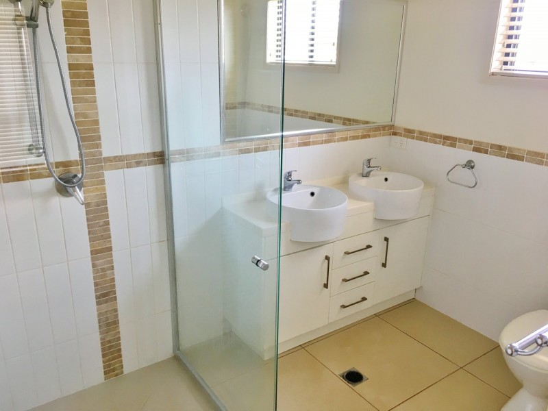 6-8 Peregrine Drive, Kingaroy QLD 4610