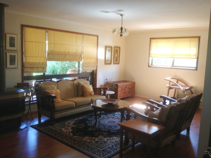 13-15 Adermann Drive, Kingaroy QLD 4610