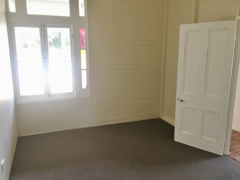 Unit 1/281 Haly Street, Kingaroy QLD 4610