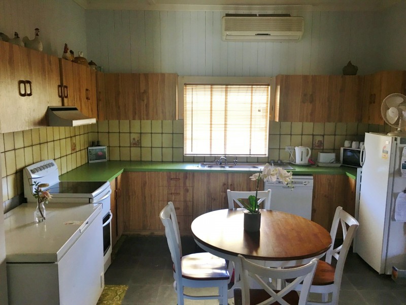 89 Pring Street, Wondai QLD 4606