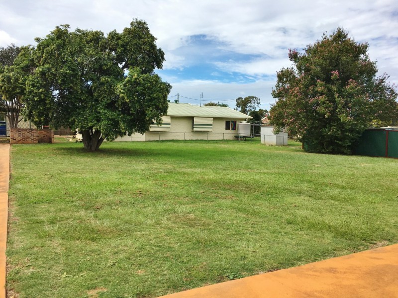 36 Walter Road, Kingaroy QLD 4610
