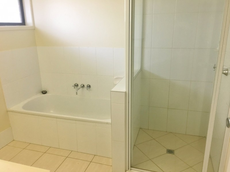 5 Windsor Circle, Kingaroy QLD 4610