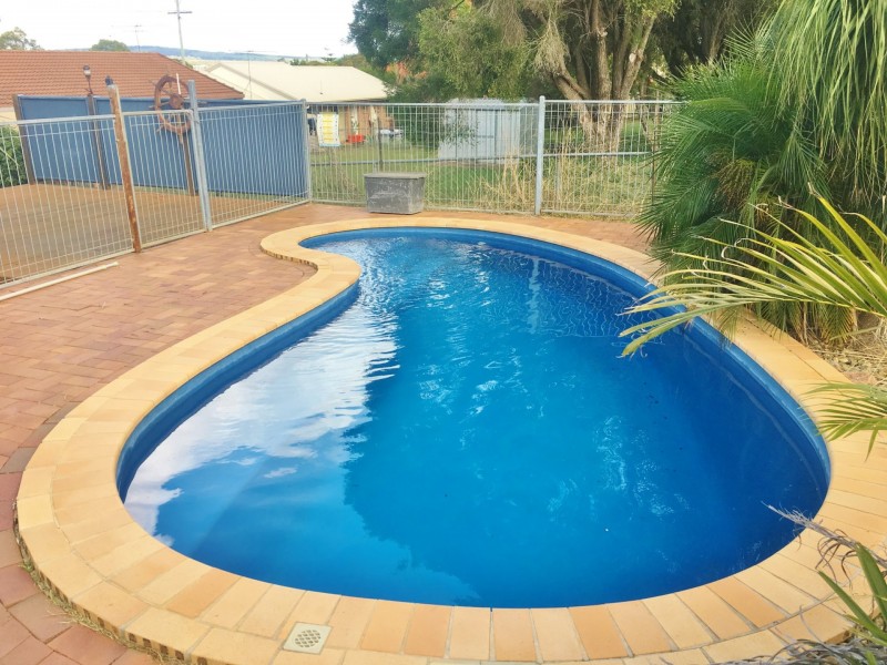 5 Windsor Circle, Kingaroy QLD 4610