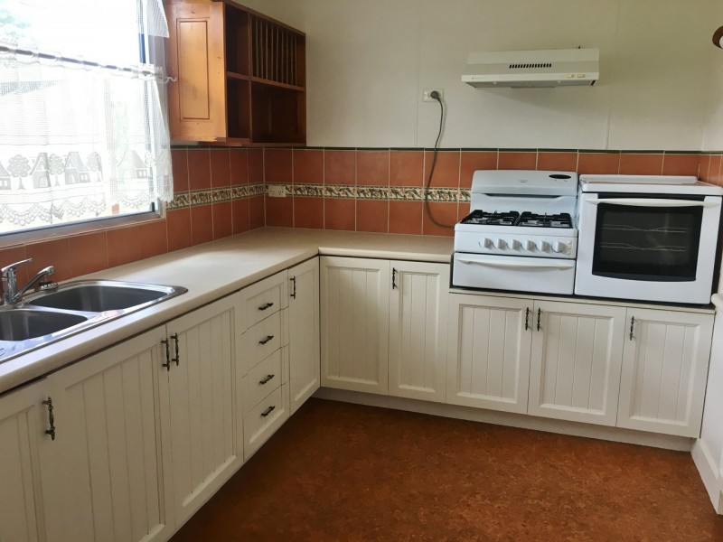 20 Cairns Street, Nanango QLD 4615