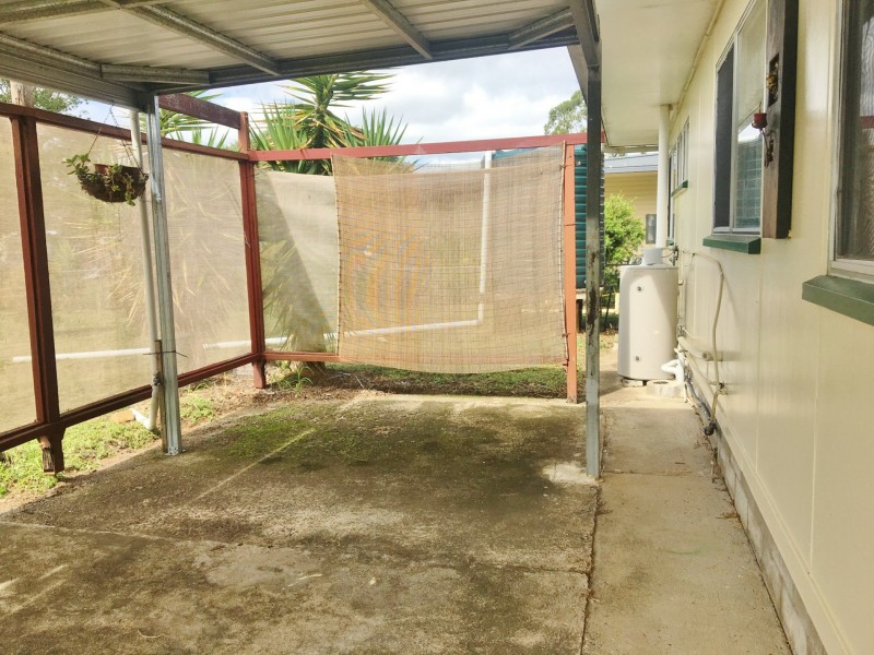 20 Cairns Street, Nanango QLD 4615