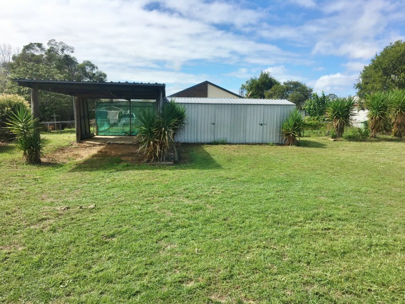 20 Cairns Street, Nanango QLD 4615