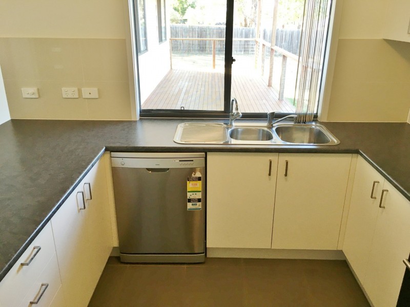 71 Buckingham Street, Kingaroy QLD 4610
