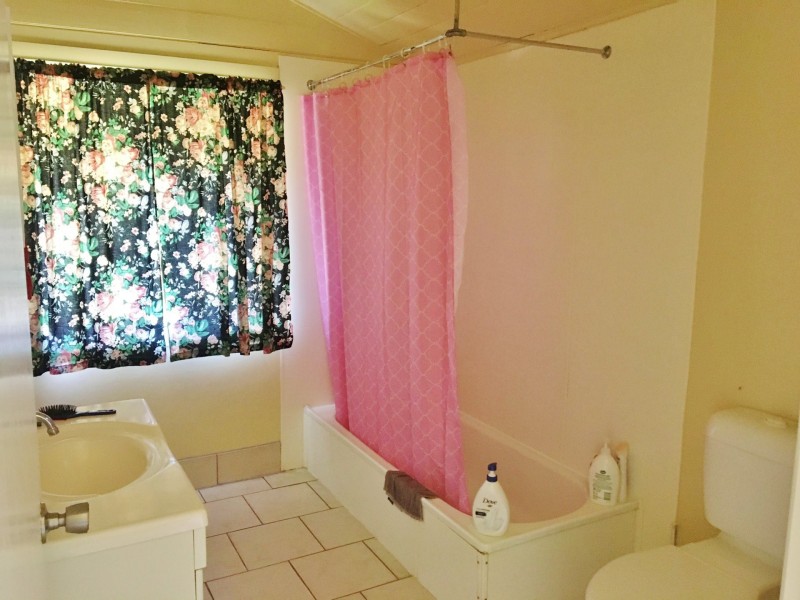 4 Alfred Street, Nanango QLD 4615
