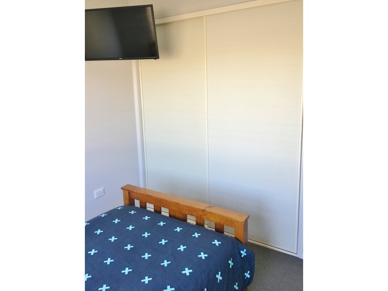 33-35 Premier Drive, Kingaroy QLD 4610
