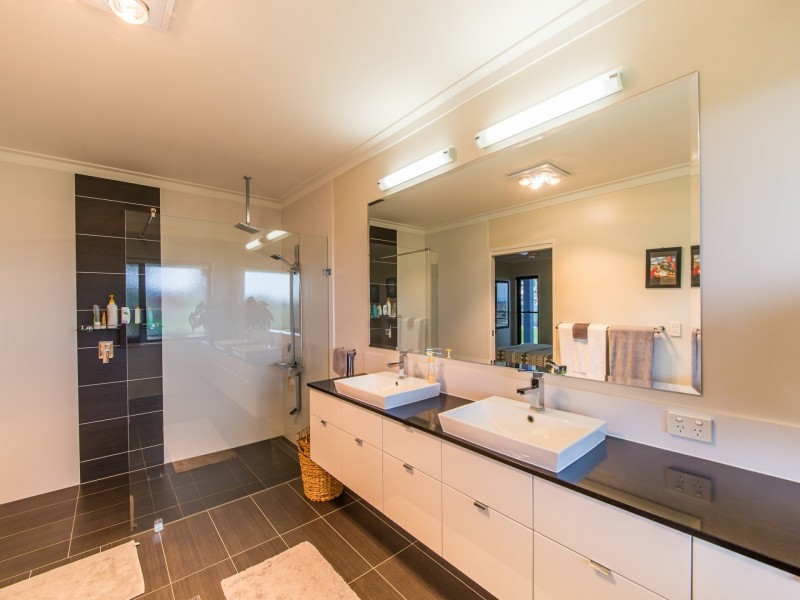 66 Webster Street, Kingaroy QLD 4610